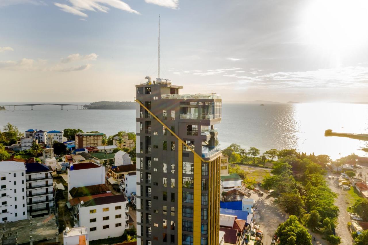 Seascape Palace Hotel Sihanoukville Bagian luar foto